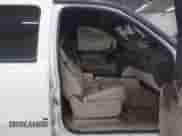 2008 Chevrolet Tahoe 1LT z VIN 1GNFK13038J148176, wystawiony jako IAAI lot #41879903 z przebiegiem 200 709 mil mil oraz . Historia ofert i sprzedaży dostępna na DreamBid. Obrazek 5.