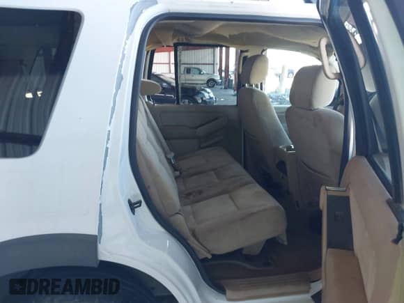 2006 Ford Explorer XLT с VIN 1FMEU73E86UB74616, выставлен на аукционе IAAI как лот 43469842 с пробегом 178 859 миль миль и . История ставок и продаж доступна на DreamBid. Изображение 8.