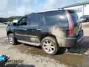 2007 Cadillac Escalade z VIN 1GYEC63857R314227, wystawiony jako Copart lot #61142225 z przebiegiem 90 009 mil mil oraz Szkoda całkowita • Salvage title. Historia ofert i sprzedaży dostępna na DreamBid. Obrazek 2.