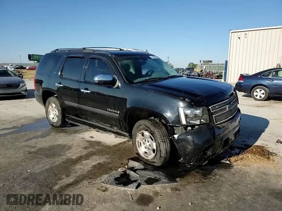 2007 Chevrolet Tahoe LT z VIN 1GNFK13097R174684, wystawiony jako Copart lot #70060785 z przebiegiem Nie podano mil oraz Czysty tytuł • Clean title. Historia ofert i sprzedaży dostępna na DreamBid. Obrazek 14.