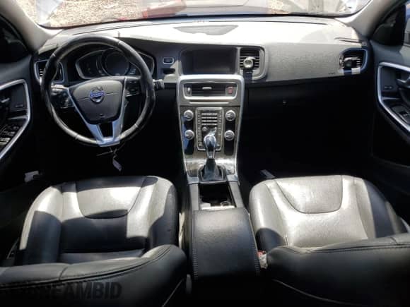 2015 Volvo S60 T5 Platinum с VIN YV1612TM3F1360099, выставлен на аукционе Copart как лот 53744175 с пробегом 87 383 миль миль и Списание • Salvage title. История ставок и продаж доступна на DreamBid. Изображение 8.