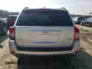 2011 Jeep Compass Latitude с VIN 1J4NF1FB2BD135425, выставлен на аукционе Copart как лот 63449735 с пробегом 85 497 миль миль и На запчасти • Non repairable. История ставок и продаж доступна на DreamBid. Изображение 6.