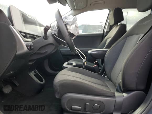 2023 Hyundai Ioniq 5 SE with VIN KM8KM4AE7PU135246, listed as a Copart auction lot 84264495 with 47,588 mi miles and Salvage title. Bid and sale history available at DreamBid. Image 7.