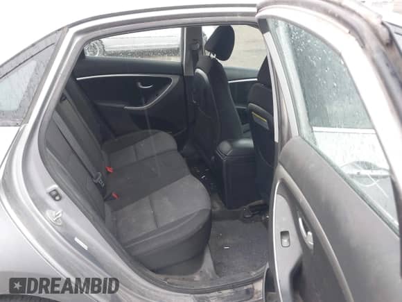 2013 Hyundai Elantra с VIN KMHD35LE9DU069020, выставлен на аукционе IAAI как лот 42769601 с пробегом 109 363 миль миль и . История ставок и продаж доступна на DreamBid. Изображение 8.