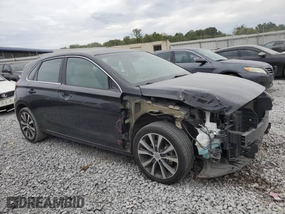 2020 Hyundai Elantra z VIN KMHH35LE6LU131649, wystawiony jako Copart lot #70438845 z przebiegiem 132 161 mil mil oraz Szkoda całkowita • Salvage title. Historia ofert i sprzedaży dostępna na DreamBid. Obrazek 4.
