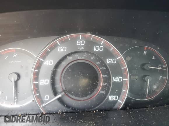 2014 Honda Accord EX z VIN 1HGCT1B71EA001620, wystawiony jako Copart lot #64289885 z przebiegiem Nie podano mil oraz Szkoda całkowita • Salvage title. Historia ofert i sprzedaży dostępna na DreamBid. Obrazek 9.