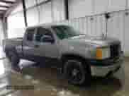 2007 GMC Sierra 1500 Work Truck with VIN 1GTEK19C47E500713, listed as a Copart auction lot 45741995 with 191,683 mi miles and Clean title. Bid and sale history available at DreamBid. Image 4.