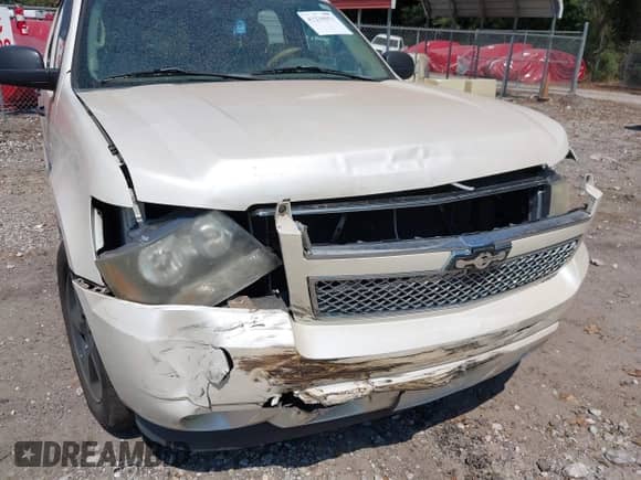 2008 Chevrolet Tahoe 3LT с VIN 1GNFC13048R200512, выставлен на аукционе IAAI как лот 43238953 с пробегом 178 269 миль миль и . История ставок и продаж доступна на DreamBid. Изображение 6.