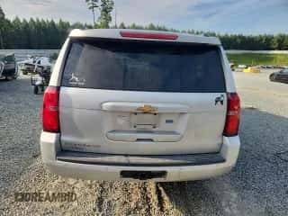 2016 Chevrolet Suburban LT with VIN 1GNSCHKC4GR125098, listed as a Copart auction lot 80717645 with 213,327 mi miles and Clean title. Bid and sale history available at DreamBid. Image 6.