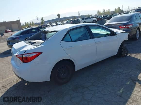 2016 Toyota Corolla L с VIN 5YFBURHE8GP413091, выставлен на аукционе IAAI как лот 42973899 с пробегом 81 428 миль миль и . История ставок и продаж доступна на DreamBid. Изображение 4.