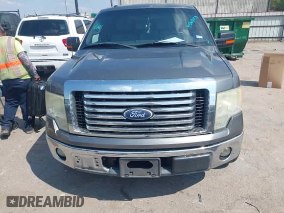 2011 Ford F-150 XL с VIN 1FTFW1CF2BFA11189, выставлен на аукционе IAAI как лот 43368159 с пробегом 319 415 миль миль и . История ставок и продаж доступна на DreamBid. Изображение 12.