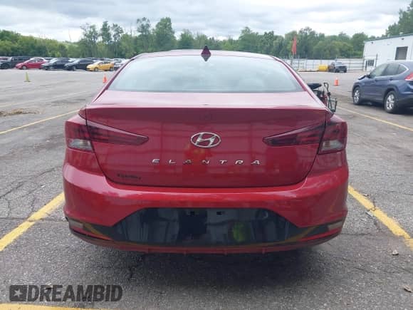 2020 Hyundai Elantra SEL with VIN KMHD84LF2LU938933, listed as a IAAI auction lot 43045309 with 85,456 mi miles and . Bid and sale history available at DreamBid. Image 16.