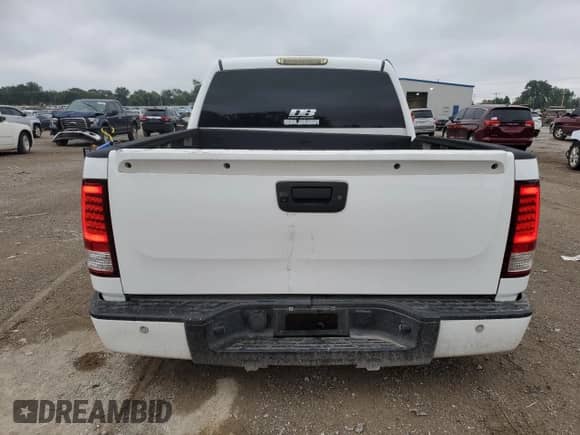 2012 GMC Sierra 1500 SLT z VIN 3GTP1WE04CG279573, wystawiony jako Copart lot #71398415 z przebiegiem 188 309 mil mil oraz Szkoda całkowita • Salvage title. Historia ofert i sprzedaży dostępna na DreamBid. Obrazek 6.