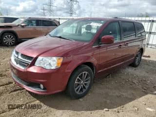 2017 Dodge Grand Caravan SXT with VIN 2C4RDGCG7HR791898, listed as a Copart auction lot 81711215 with 97,311 mi miles and Salvage title. Bid and sale history available at DreamBid. Image 1.