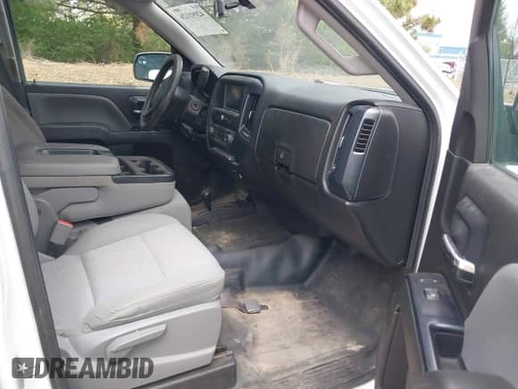 2017 Chevrolet Silverado 1500 Work Truck z VIN 1GCUKNEC0HF103956, wystawiony jako IAAI lot #42091126 z przebiegiem 67 821 mil mil oraz . Historia ofert i sprzedaży dostępna na DreamBid. Obrazek 5.