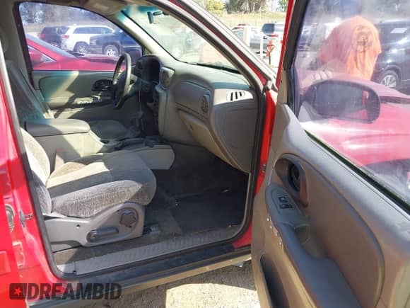 2002 Chevrolet TrailBlazer LT with VIN 1GNDT13SX22187046, listed as a IAAI auction lot 43323609 with 120,548 mi miles and . Bid and sale history available at DreamBid. Image 5.