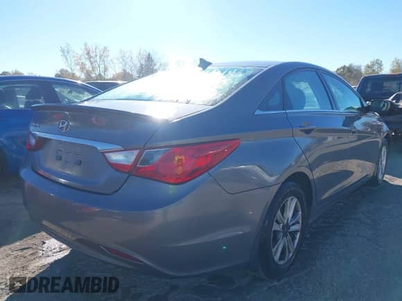 2013 Hyundai Sonata GLS with VIN 5NPEB4AC9DH807285, listed as a IAAI auction lot 43434603 with 138,364 mi miles and . Bid and sale history available at DreamBid. Image 4.
