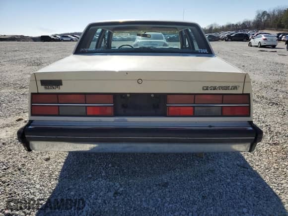 1985 Chevrolet Celebrity с VIN 1G1AW19R8F6308705, выставлен на аукционе Copart как лот 42148305 с пробегом 91 840 миль миль и На запчасти • Non repairable. История ставок и продаж доступна на DreamBid. Изображение 6.