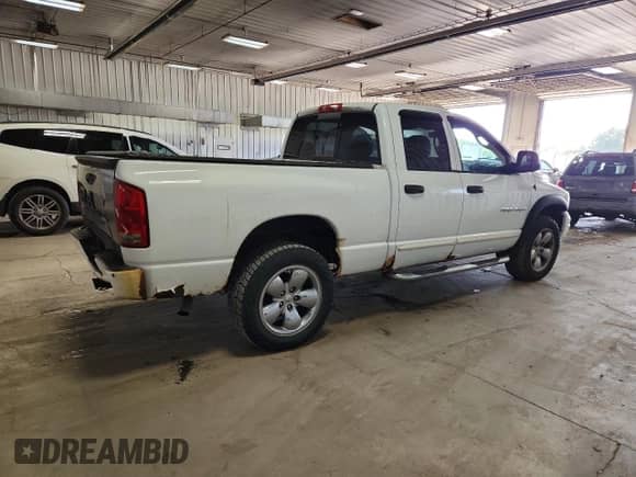 2005 Dodge 1500 SLT with VIN 1D7HU18D15S213755, listed as a Copart auction lot 70699435 with 127,576 mi miles and Non repairable. Bid and sale history available at DreamBid. Image 3.
