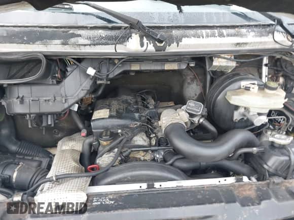 2005 Dodge Sprinter z VIN WD2PD744055724773, wystawiony jako IAAI lot #43419422 z przebiegiem 292 344 mil mil oraz . Historia ofert i sprzedaży dostępna na DreamBid. Obrazek 9.