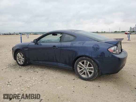 2008 Hyundai Tiburon GS с VIN KMHHM66D28U284008, выставлен на аукционе Copart как лот 55500035 с пробегом 108 084 миль миль и Списание • Salvage title. История ставок и продаж доступна на DreamBid. Изображение 2.