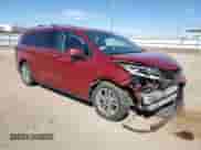 2023 Toyota Sienna Platinum с VIN 5TDESKFC9PS100229, выставлен на аукционе Copart как лот 51113935 с пробегом 52 539 миль миль и Списание • Salvage title. История ставок и продаж доступна на DreamBid. Изображение 4.