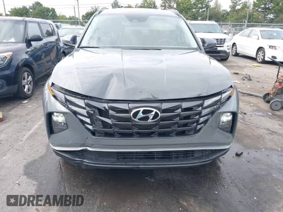 2024 Hyundai Tucson SEL z VIN 5NMJFCDE6RH412964, wystawiony jako IAAI lot #43340070 z przebiegiem 26 796 mil mil oraz . Historia ofert i sprzedaży dostępna na DreamBid. Obrazek 6.