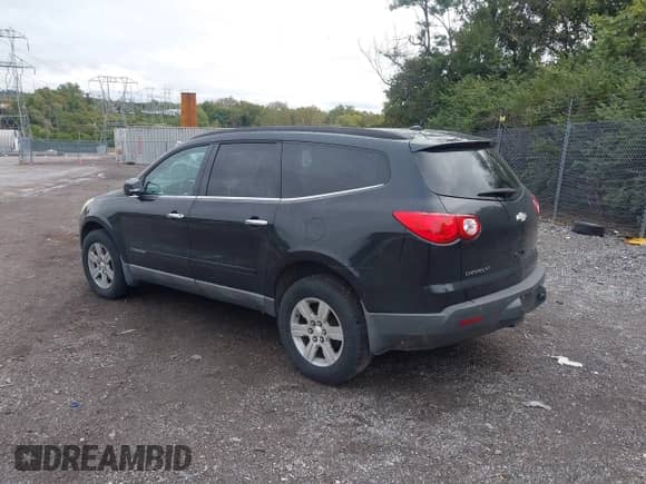 2009 Chevrolet Traverse 2LT with VIN 1GNER23D19S176084, listed as a IAAI auction lot 43446174 with 188,408 mi miles and . Bid and sale history available at DreamBid. Image 3.