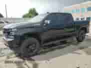 2022 Chevrolet Silverado 1500 с VIN 1GCUYFET5NZ127992, выставлен на аукционе Copart как лот 67059215 с пробегом 94 998 миль миль и Списание • Salvage title. История ставок и продаж доступна на DreamBid. Изображение 1.