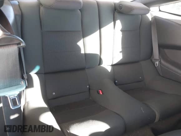 2014 Ford Mustang Premium с VIN 1ZVBP8AM7E5258141, выставлен на аукционе IAAI как лот 43455151 с пробегом 183 989 миль миль и . История ставок и продаж доступна на DreamBid. Изображение 8.