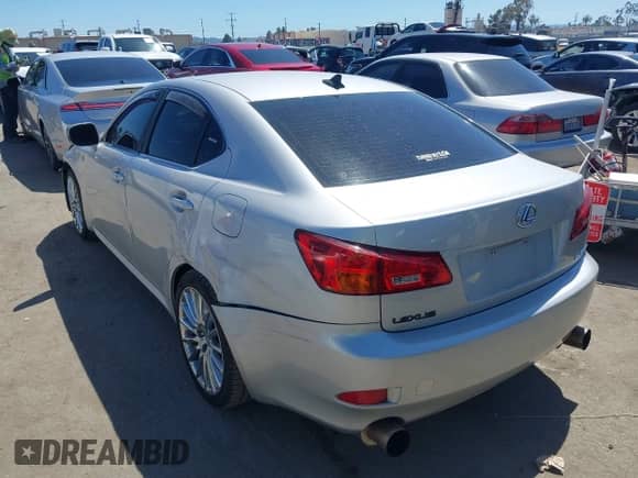 2008 Lexus IS 350 with VIN JTHBE262085017585, listed as a IAAI auction lot 42191579 with 118,931 mi miles and . Bid and sale history available at DreamBid. Image 3.
