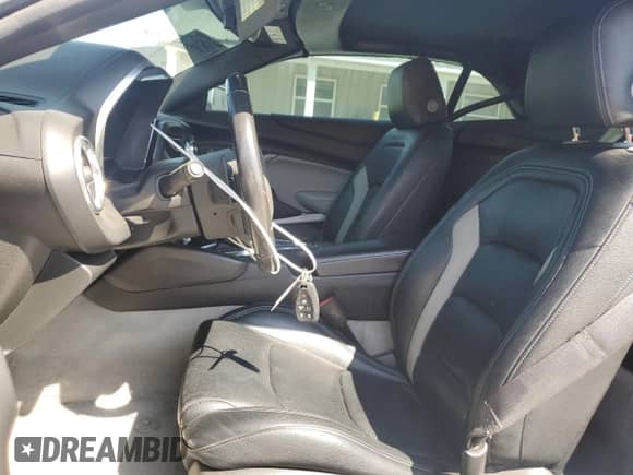 2018 Chevrolet Camaro 1SS z VIN 1G1FF3D79J0169820, wystawiony jako Copart lot #70985875 z przebiegiem 97 825 mil mil oraz Szkoda całkowita • Salvage title. Historia ofert i sprzedaży dostępna na DreamBid. Obrazek 7.