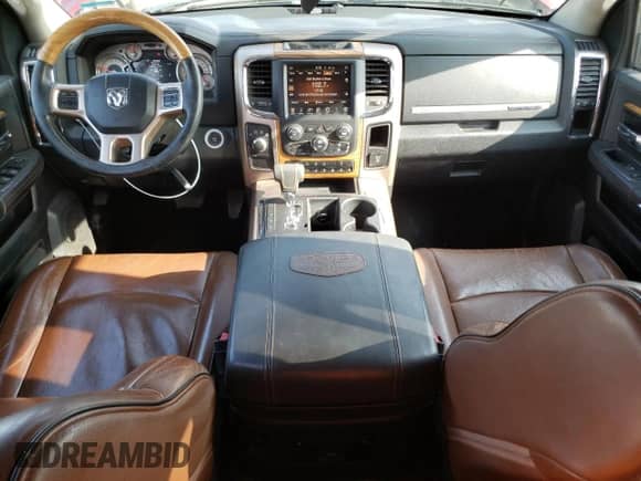 2013 Ram 1500 Laramie Longhorn z VIN 1C6RR7PT3DS624088, wystawiony jako Copart lot #71700345 z przebiegiem 81 950 mil mil oraz Szkoda całkowita • Salvage title. Historia ofert i sprzedaży dostępna na DreamBid. Obrazek 8.