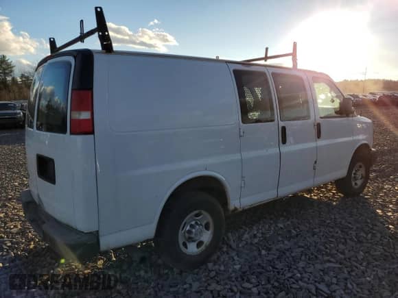 2012 Chevrolet City Express Cargo с VIN 1GCZGTBA1C1199231, выставлен на аукционе Copart как лот 77201114 с пробегом 176 624 миль миль и Чистый • Clean title. История ставок и продаж доступна на DreamBid. Изображение 3.
