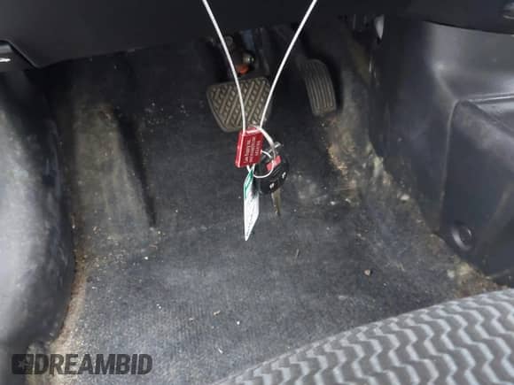 2015 Nissan Note SV z VIN 3N1CE2CP4FL382051, wystawiony jako IAAI lot #42622309 z przebiegiem 160 040 mil mil oraz . Historia ofert i sprzedaży dostępna na DreamBid. Obrazek 11.