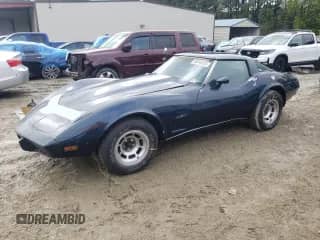 1979 Chevrolet Corvette z VIN 1Z8789S424111, wystawiony jako Copart lot #86046555 z przebiegiem Nie podano mil oraz Czysty tytuł • Clean title. Historia ofert i sprzedaży dostępna na DreamBid. Obrazek 1.