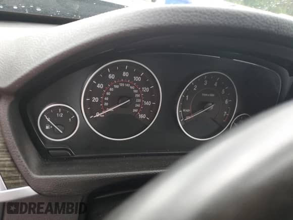 2018 BMW 4 Series 430i with VIN WBA4J1C58JBM10754, listed as a Copart auction lot 58915645 with Not provided miles and Salvage title. Bid and sale history available at DreamBid. Image 9.