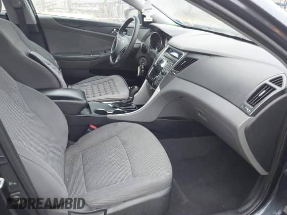 2011 Hyundai Sonata GLS with VIN 5NPEB4AC5BH082281, listed as a IAAI auction lot 43441375 with 127,986 mi miles and . Bid and sale history available at DreamBid. Image 5.