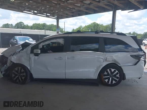 2025 Honda Odyssey EX-L с VIN 5FNRL6H6XSB050791, выставлен на аукционе IAAI как лот 42857902 с пробегом 9 910 миль миль и . История ставок и продаж доступна на DreamBid. Изображение 14.