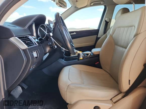 2019 Mercedes-Benz GLS 450 с VIN 4JGDF6EE3KB233610, выставлен на аукционе Copart как лот 84016005 с пробегом 56 950 миль миль и Чистый • Clean title. История ставок и продаж доступна на DreamBid. Изображение 7.