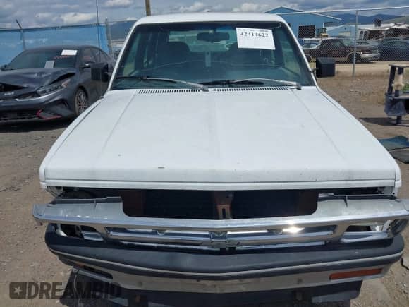 1993 Chevrolet Blazer z VIN 1GNDT13W0P2159153, wystawiony jako IAAI lot #42414622 z przebiegiem 224 752 mil mil oraz . Historia ofert i sprzedaży dostępna na DreamBid. Obrazek 12.