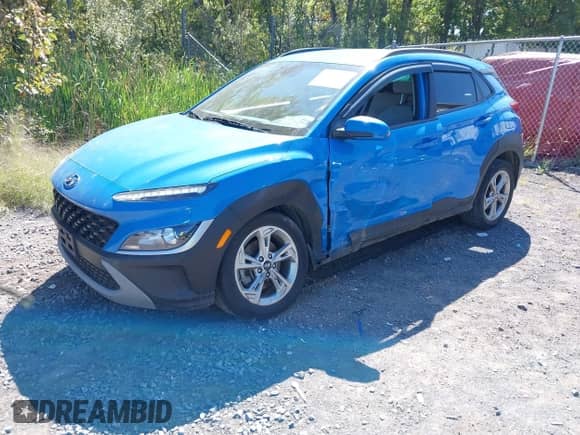 2022 Hyundai Kona SEL с VIN KM8K6CAB2NU923083, выставлен на аукционе IAAI как лот 43205319 с пробегом 22 605 миль миль и . История ставок и продаж доступна на DreamBid. Изображение 2.