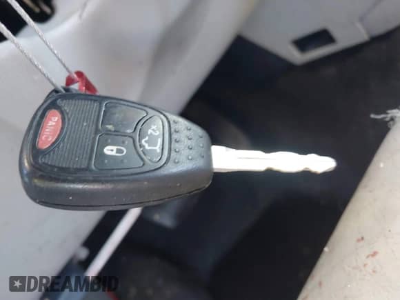 2006 Jeep Commander Limited с VIN 1J8HG58246C124502, выставлен на аукционе IAAI как лот 41208630 с пробегом 210 499 миль миль и . История ставок и продаж доступна на DreamBid. Изображение 11.