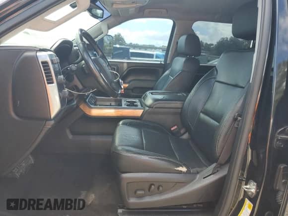 2015 Chevrolet Silverado 2500HD LTZ с VIN 1GC1KWE8XFF195563, выставлен на аукционе Copart как лот 83994095 с пробегом 196 008 миль миль и Списание • Salvage title. История ставок и продаж доступна на DreamBid. Изображение 7.