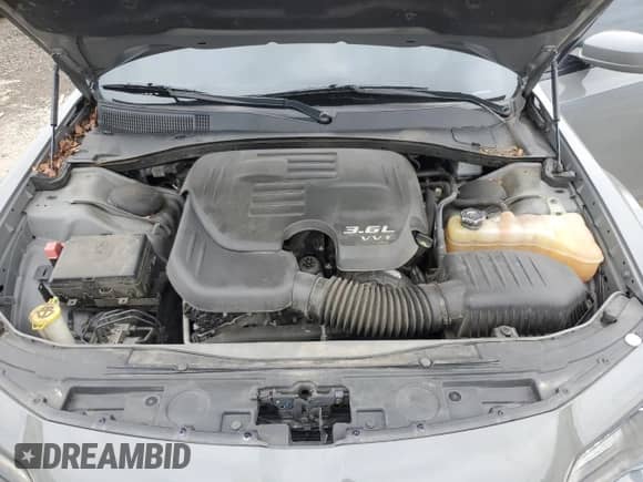 2017 Chrysler 300 S с VIN 2C3CCAGG7HH606937, выставлен на аукционе Copart как лот 69544655 с пробегом 97 849 миль миль и Чистый • Clean title. История ставок и продаж доступна на DreamBid. Изображение 11.