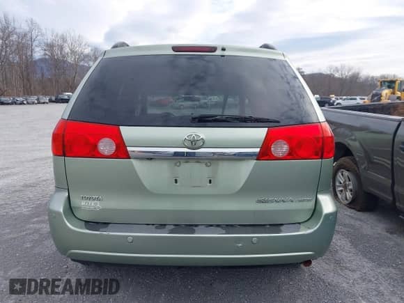 2010 Toyota Sienna XLE с VIN 5TDYK4CCXAS301416, выставлен на аукционе IAAI как лот 41158673 с пробегом 96 141 миль миль и . История ставок и продаж доступна на DreamBid. Изображение 17.