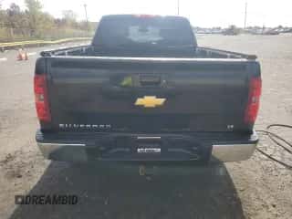 2013 Chevrolet Silverado 1500 LT z VIN 1GCRKSE74DZ375622, wystawiony jako Copart lot #82543585 z przebiegiem 196 252 mil mil oraz Czysty tytuł • Clean title. Historia ofert i sprzedaży dostępna na DreamBid. Obrazek 6.