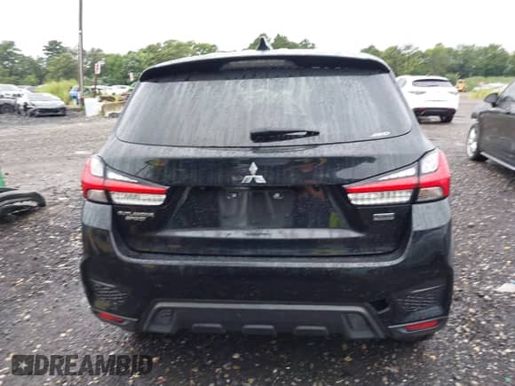 2021 Mitsubishi Outlander ES z VIN JA4ARUAU2MU027180, wystawiony jako IAAI lot #42795957 z przebiegiem 15 729 mil mil oraz . Historia ofert i sprzedaży dostępna na DreamBid. Obrazek 17.