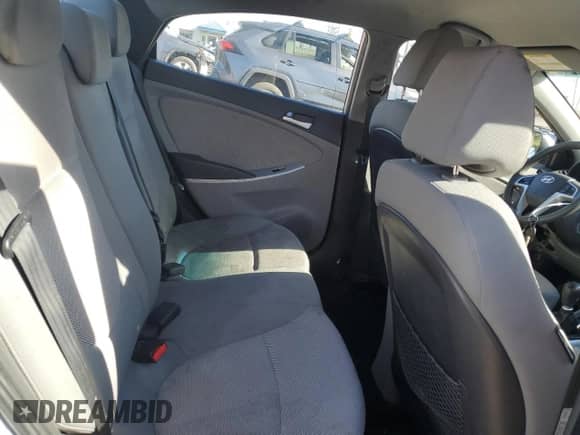 2012 Hyundai Accent GLS z VIN KMHCT4AE1CU251530, wystawiony jako Copart lot #82392105 z przebiegiem 304 077 mil mil oraz Szkoda całkowita • Salvage title. Historia ofert i sprzedaży dostępna na DreamBid. Obrazek 10.