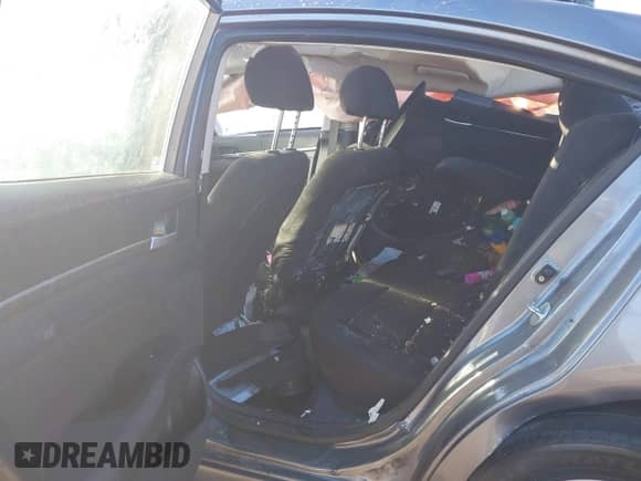 2019 Hyundai Elantra Limited с VIN KMHD84LF0KU831877, выставлен на аукционе IAAI как лот 43366975 с пробегом 133 721 миль миль и . История ставок и продаж доступна на DreamBid. Изображение 8.